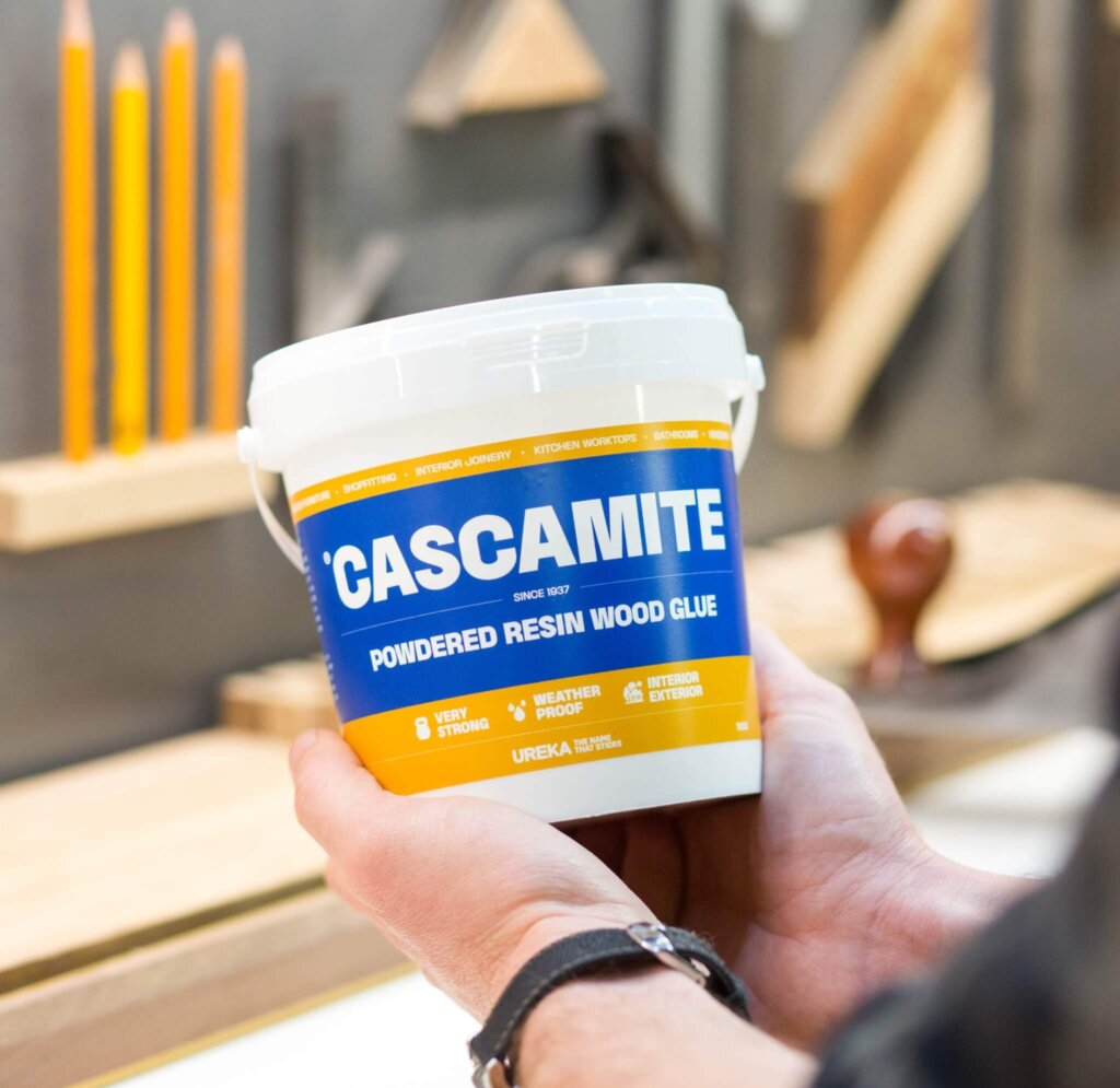 Cascamite weatherproof wood glue