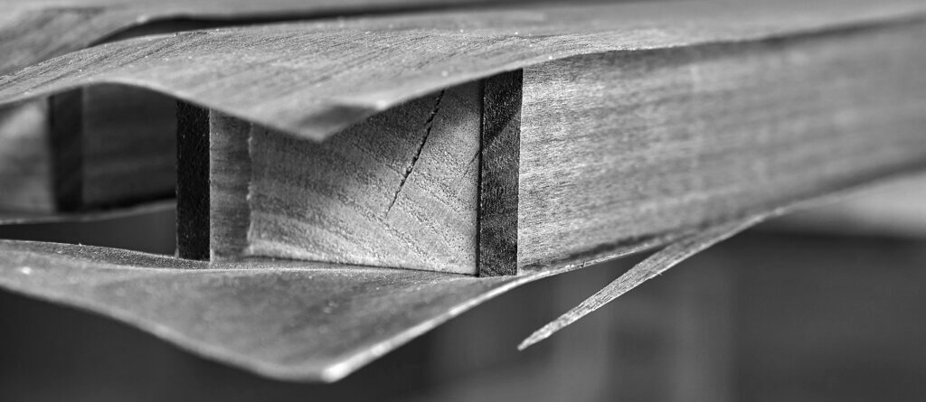 Adhesive for Veneering